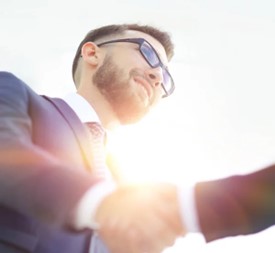 Üzletkötéshez szükséges információk előzetes beszerzése